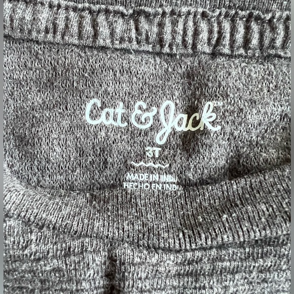 2 Cat & Jack Long Sleeve Tees - Picture 3 of 7